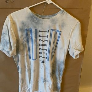 Men’s M Jordan Shirt